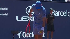 O serviço por baixo que apurou Nuno Borges para os quartos de final do torneio de Barcelona