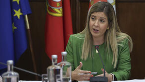 Governo reúne em maio com FPF e Liga para tentar criar clima 