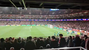 Adeptos do Sporting no Emirates aplaudiram Gyökeres quando este foi substituído