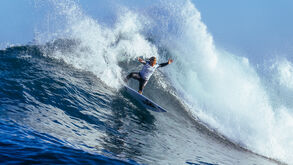 Yolanda Hopkins e Kika Veselko eliminadas em Raglan