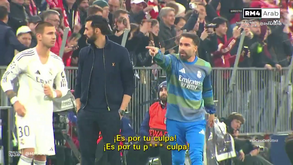 Carvajal de cabeça perdida após eliminação do Real Madrid na Champions: «É por tua culpa!»