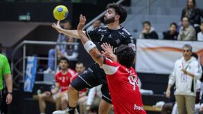 Benfica quer salvar época mas tem eliminar o Águas Santas nas 'meias' da Taça