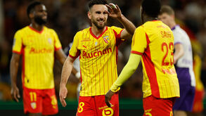 Lens celebram mais uma vitória