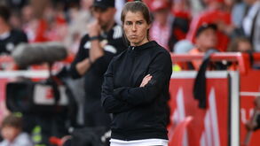 Marie-Louise Eta no banco