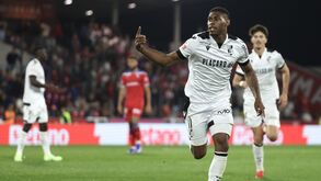 Gustavo Silva homenageia António Miguel Cardoso após golo em Barcelos