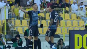 Al Wasl-Al Nassr, em direto: equipa de Jorge Jesus volta a marcar com mais uma assistência de João Félix