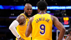 LeBron dá indicações a Bronny