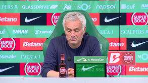 Mourinho sobre Schjelderup: «Está num momento de auto-estima grande»