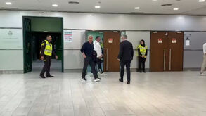 Mourinho responde aos insultos no Hall VIP de Alvalade: «O pessoal que estava aqui foi embora?»