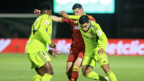 Leonardo Rivas, jogador do AVS SAD, durante o jogo com o Rio Ave