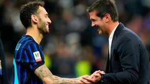 Çalhanoglu intransferível para Chivu