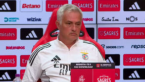 Mourinho e o futuro de Otamendi: «Está tudo nas suas mãos»