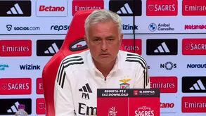 Mourinho: «Dependemos dos nossos resultados mas também dos do Sporting»