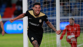 Naves celebra o golo frente ao Arouca