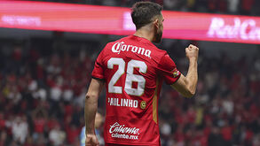 Paulinho foi poupado para os próximos desafios