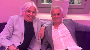 José Mourinho acompanhado por Ivan Zazzaroni, diretor do Corriere dello Sport