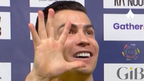 «Eu tenho 5 Champions!»: adeptos do Al Ahli provocaram Cristiano Ronaldo e levaram resposta