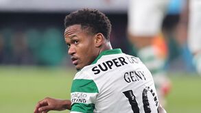 Geny Camara queixa-se de problema no tornozelo esquerdo