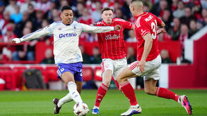 Morgan Rogers no Nottingham-Aston Villa