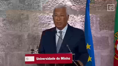 O momento em que António Costa 'batiza' Universidade do Minho de... 'Universidade do Vinho'