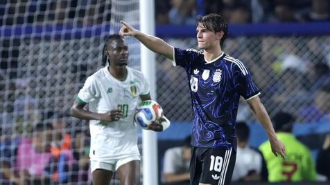 Nico Paz brilha pelo Como e deve regressar ao Real Madrid no Verão