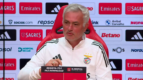 Mourinho volta à lufada de ar fresco «Desde o início da época, já viu o Benfica a beneficiar de alguma coisa»