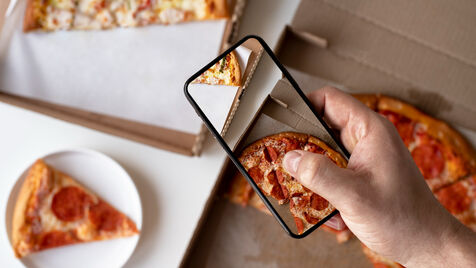 Domino's oferece pizzas grátis a criadores de conteúdo