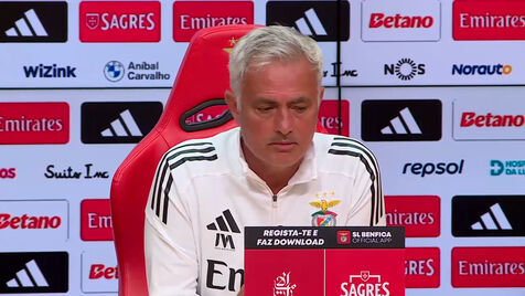Mourinho: «Pavlidis é inteligente e percebeu cedo que não ia ser titular frente ao Sporting»