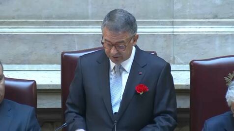 António José Seguro pede aos jovens que "não sejam espectadores da democracia"