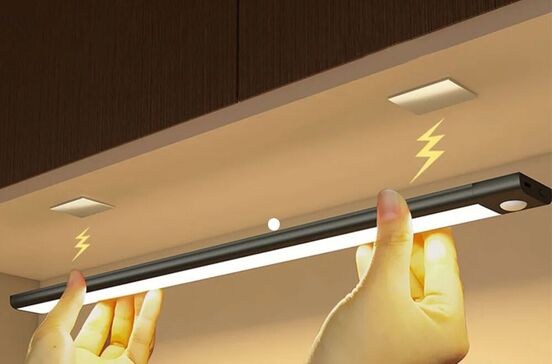 Lâmpada LED com sensor de movimento