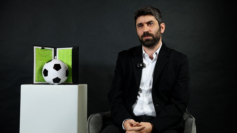 Selecionador nacional em entrevista a Record