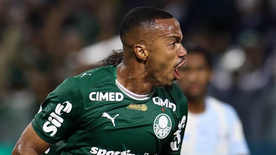 Marlon Freitas marcou dois golos contra o Grémio