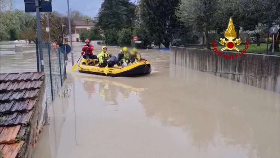 Bombeiros realizaram centenas de operações de socorro