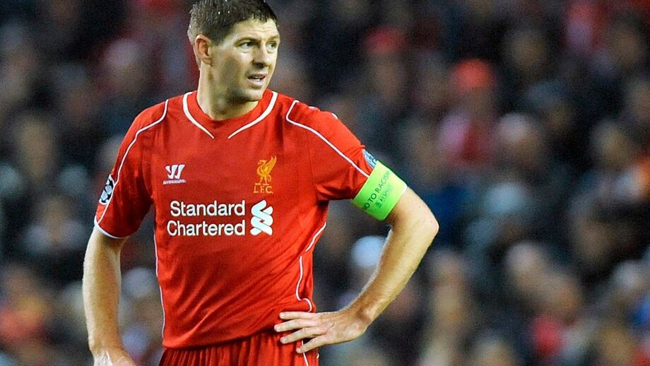 Steven Gerrard quer ser treinador adjunto