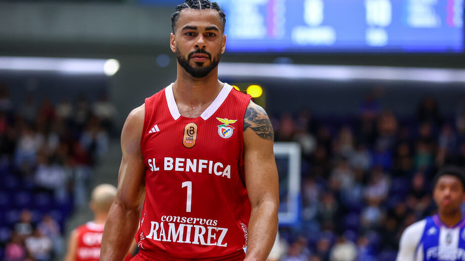 Broussard foi o MVP com 21 pontos