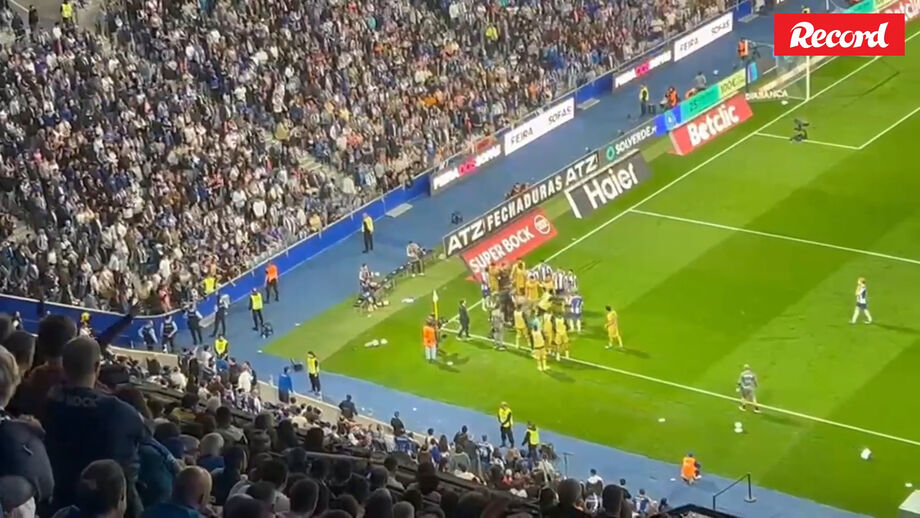 Bednarek e Diogo Costa pediram calma às bancadas e William Gomes viu amarelo