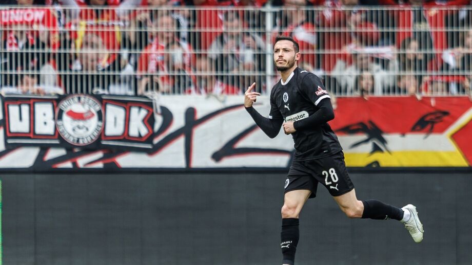 Pereira Lage festeja golo frente ao Union Berlim