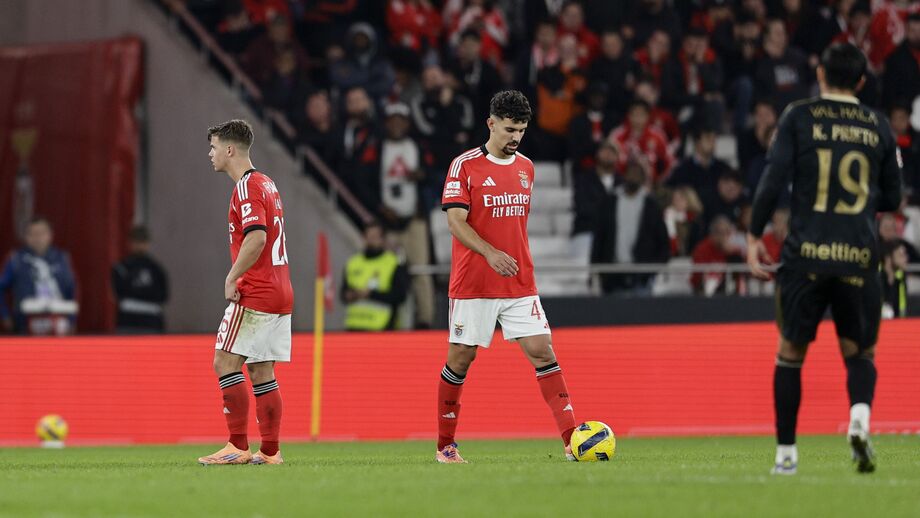 Casa Pia empatou a dois golos na Luz na primeira volta