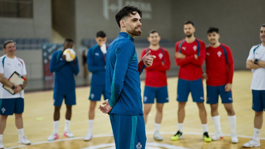 Peixinho em estreia na Seleção