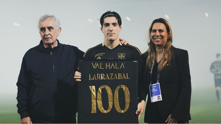 Larrazabal chegou ao centésimo jogo pelo Casa Pia contra o Benfica