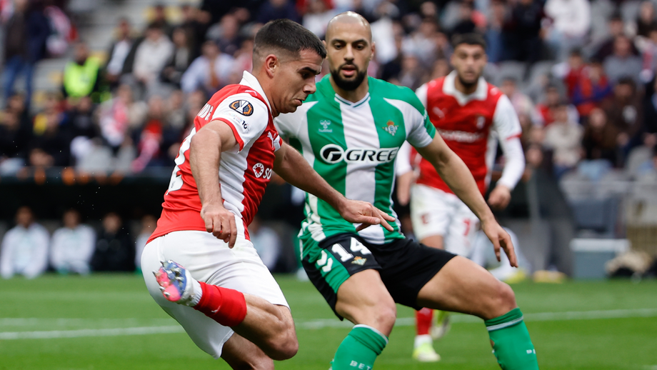 Víctor Gómez e Amrabat durante o Sp. Braga-Betis