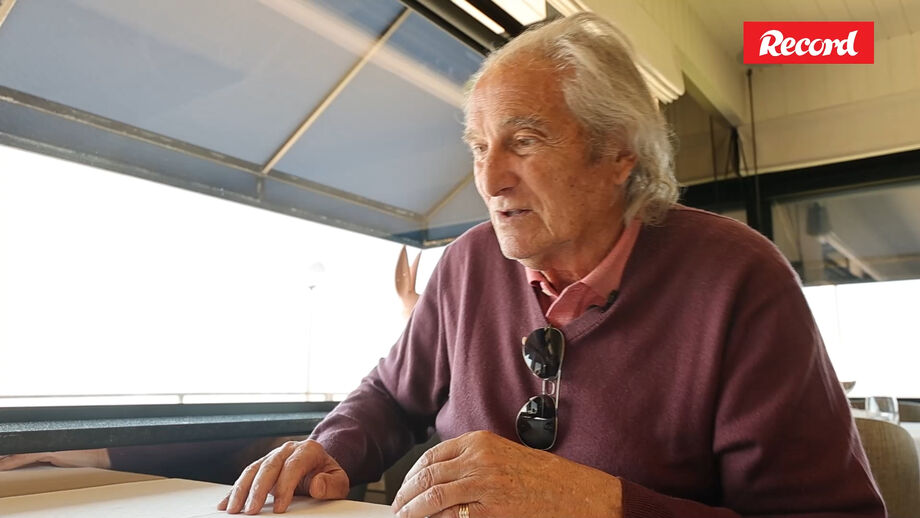 Histórico treinador português em entrevista a Record