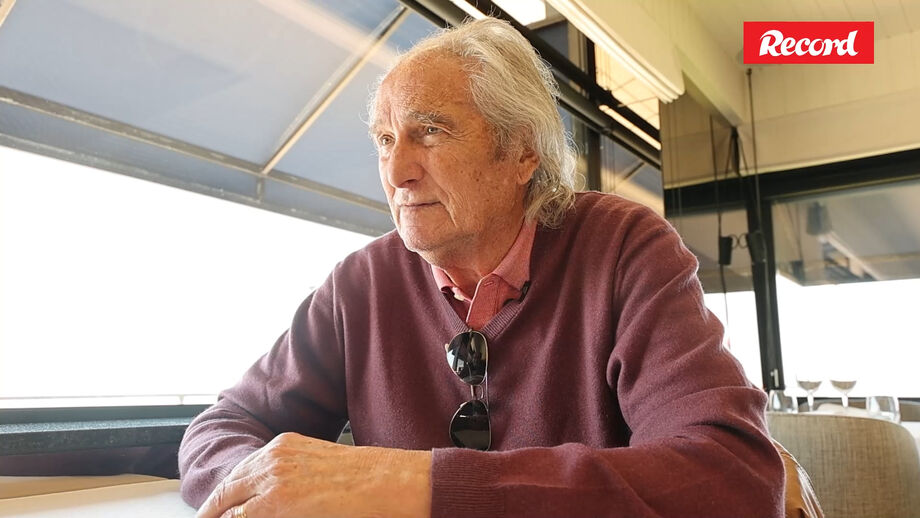 Mítico treinador cumpre 80 anos esta quinta-feira e Record assinala a data com uma entrevista de carreira