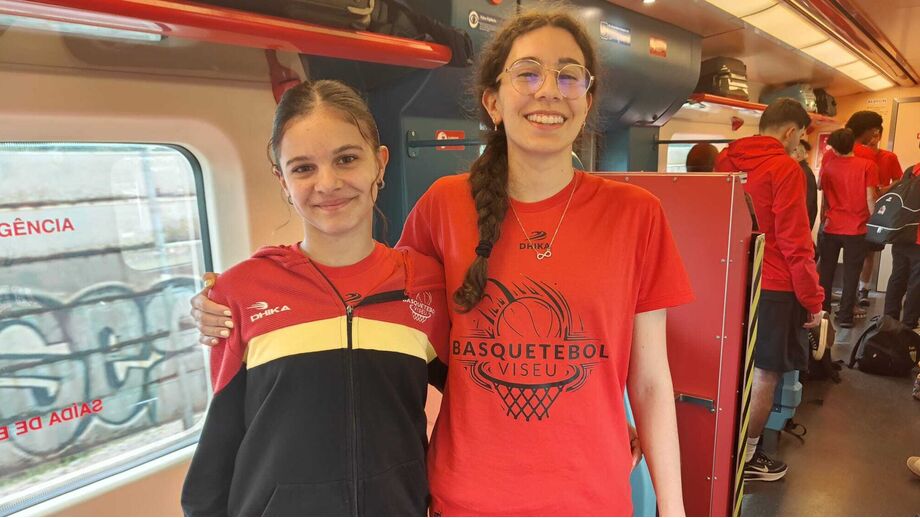 Carolina e Mafalda Andrade estão em Albufeira a representar a AB Viseu