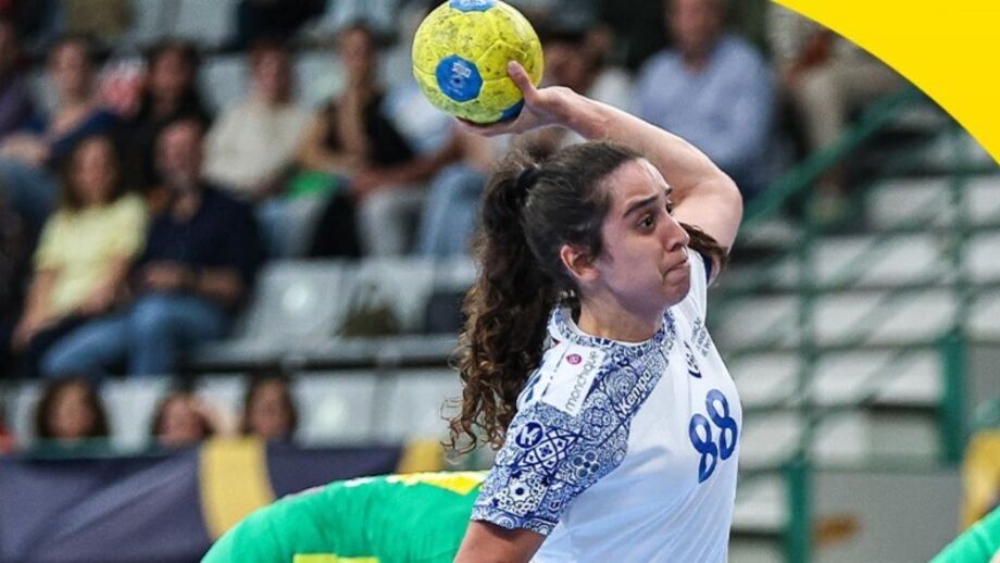 Portugal adia qualificação para o Euro após derrota com Montenegro.