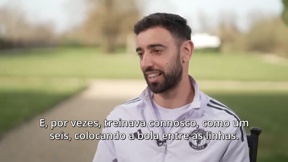 Internacional português fala dos recordes de CR7 e diz que se jogasse com Rooney... sabia que ficava no banco