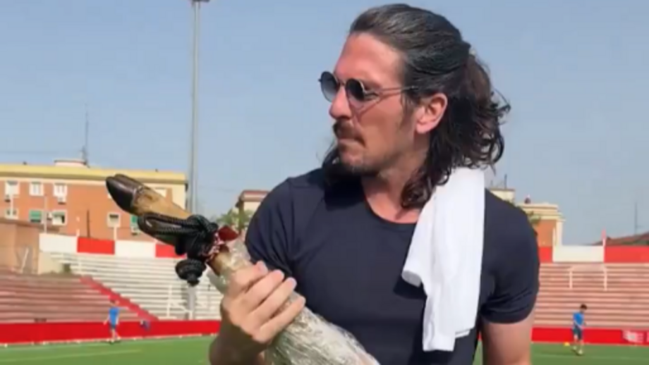 A ideia seria o vídeo ter um tom de humor, mas acabou por ser entendido como uma demonstração de racismo e islamofobia