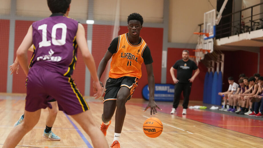 Gualdimir Té em ação na Festa do Basquetebol