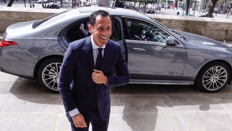 Pedro Proença num dia muito preenchido, no Porto