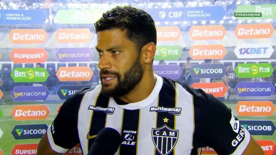 Jogador do At. Mineiro foi confrontado com pergunta 'incómoda' depois de sair derrotado no Santos-At. Mineiro